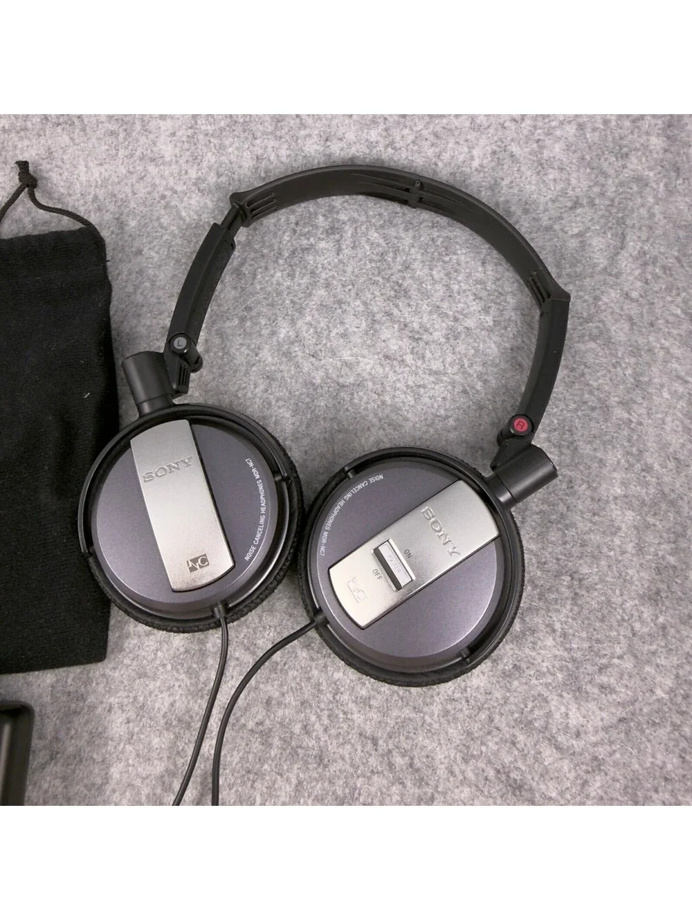 Sony Walkman SRF-M37W Weather/FM/AM Radio with Headphones and Carrying Pouch